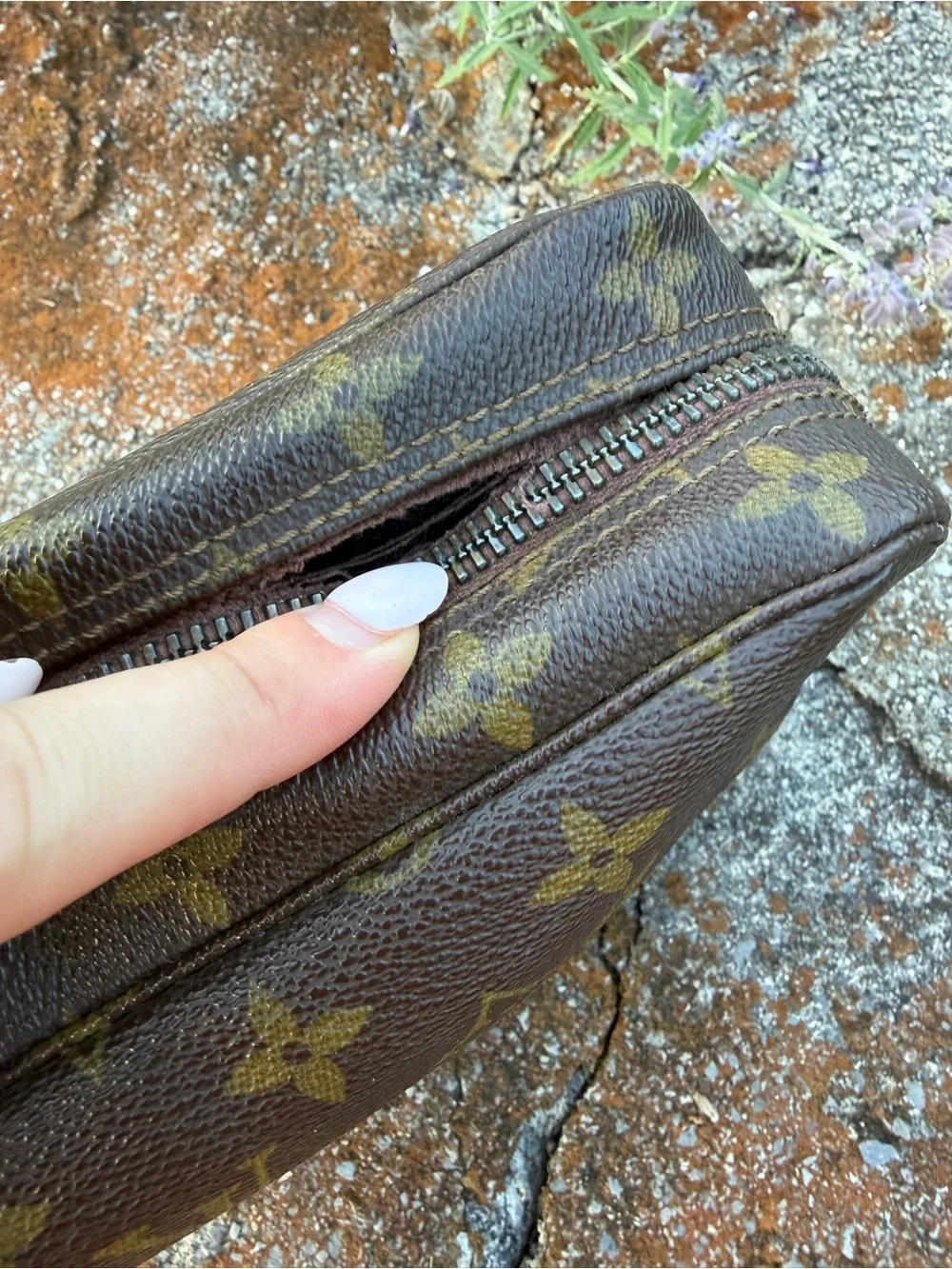 Authentic Louis Vuitton Monogram Trousse Toilette 23 Clutch Bag